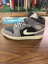 Jordan 1 Mid Cement Grey