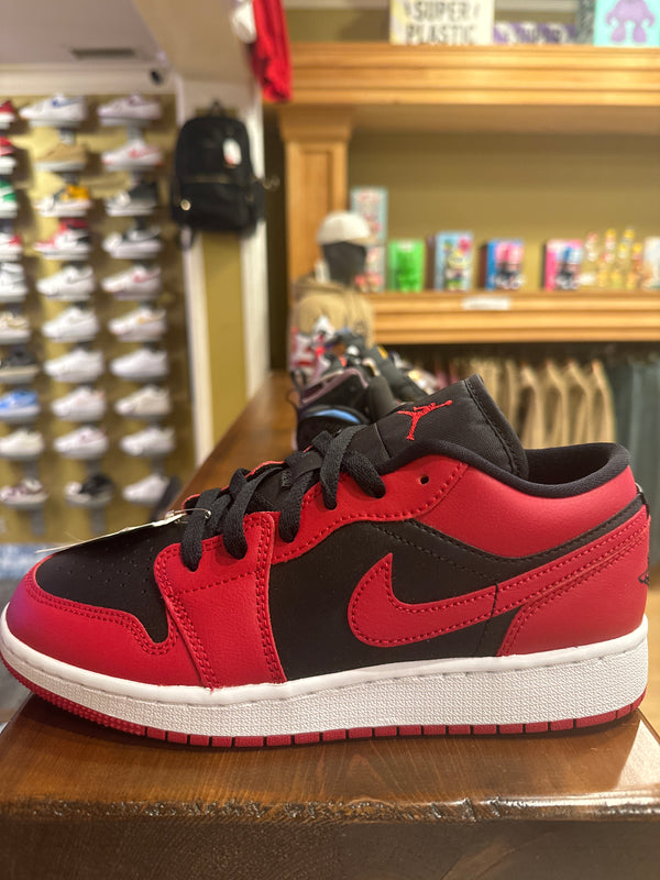 Jordan 1 Low Bred