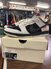 Nike SB Tightbooth