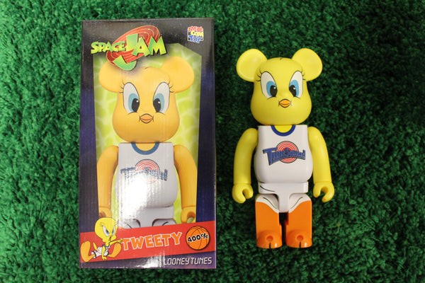 Looney Tunes Bearbrick 'Tweety' 400%